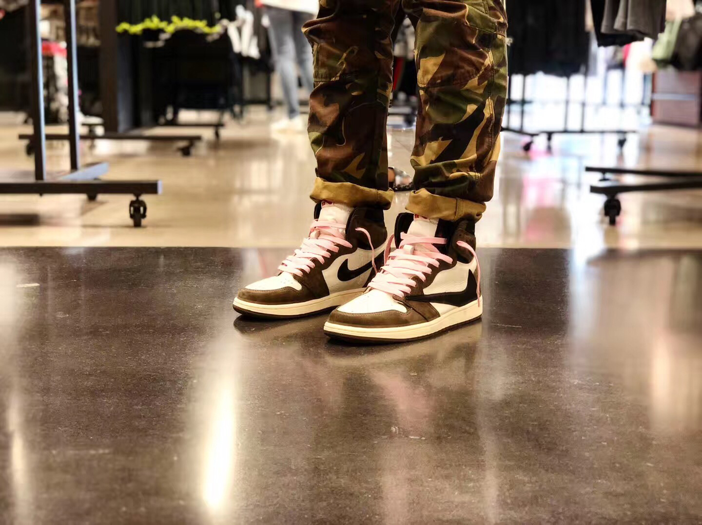 Travis Scott x Air Jordan 1 Retro High OG
