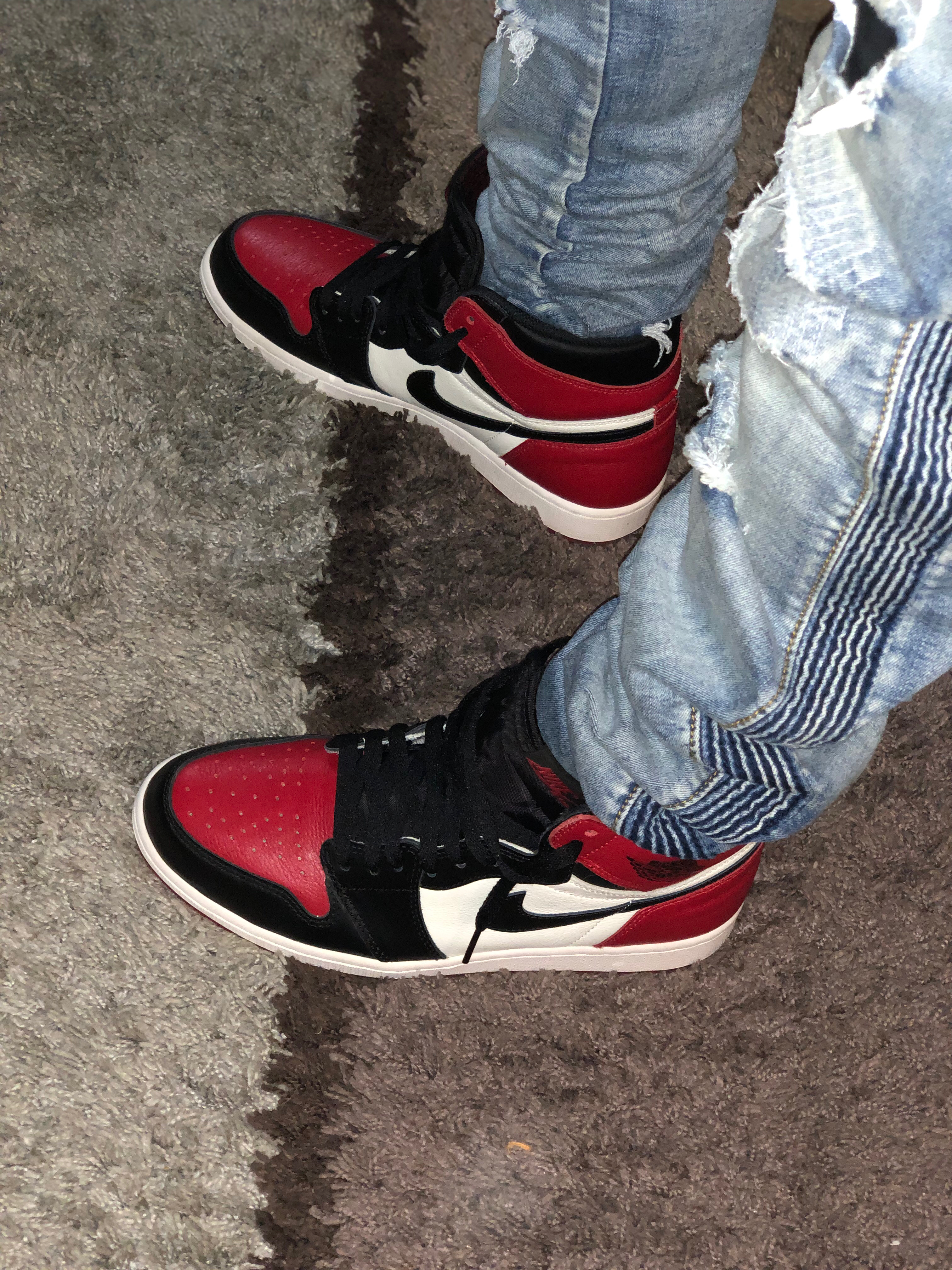 Air Jordan 1 Retro High OG Bred Toe