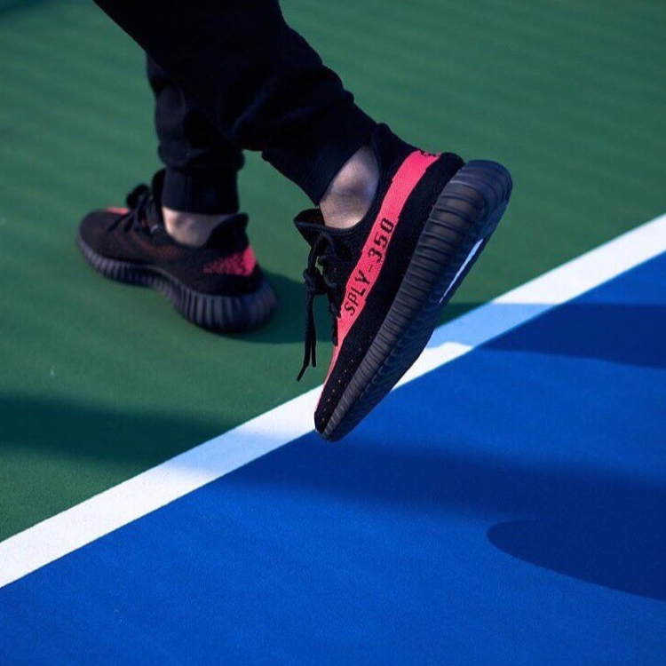 adidas Yeezy Boost 350 V2 Red