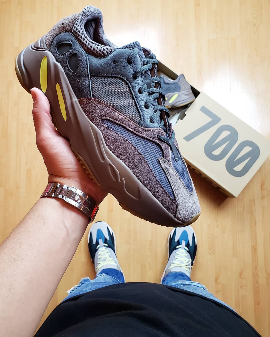 adidas Yeezy Boost 700 Mauve