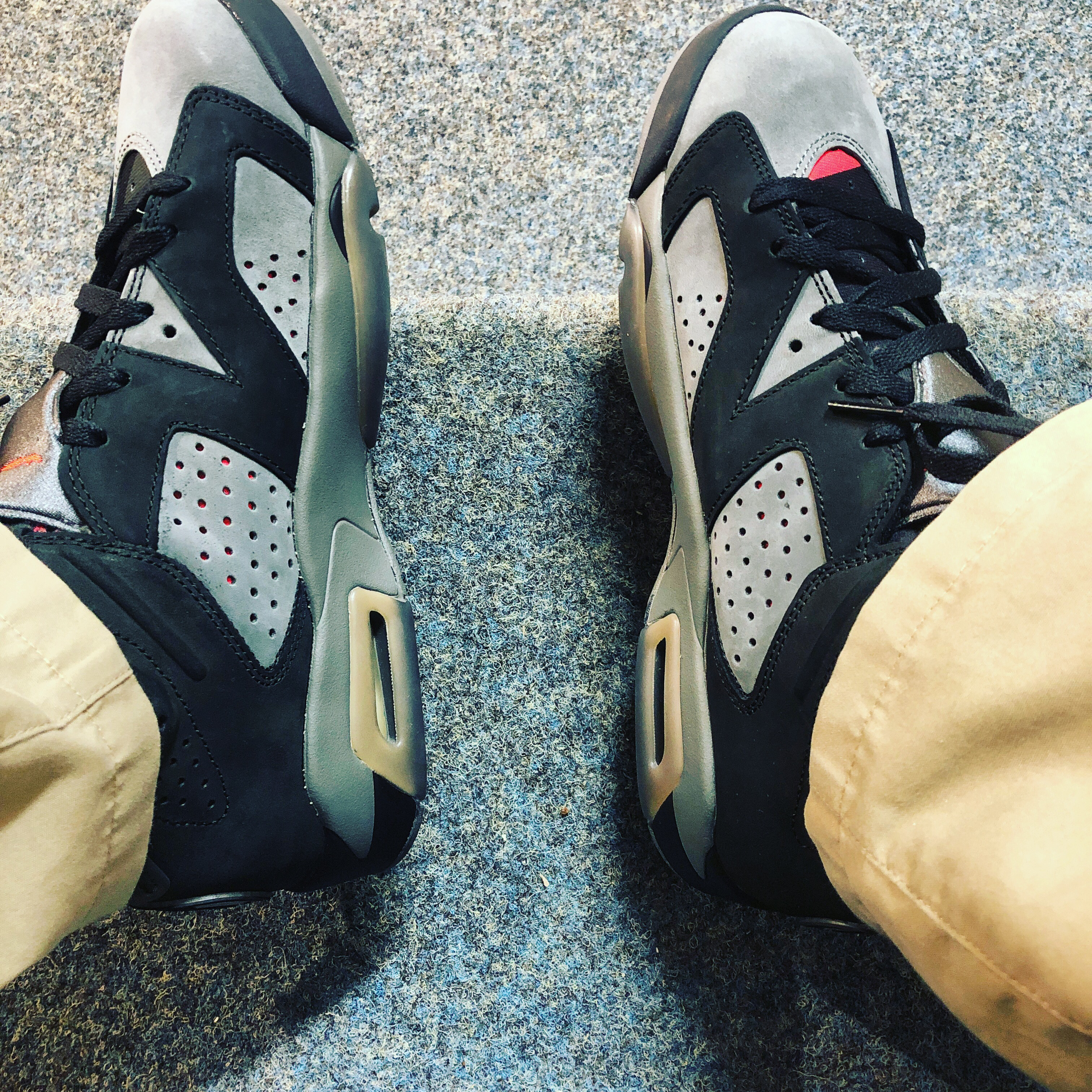 Air Jordan 6 PSG