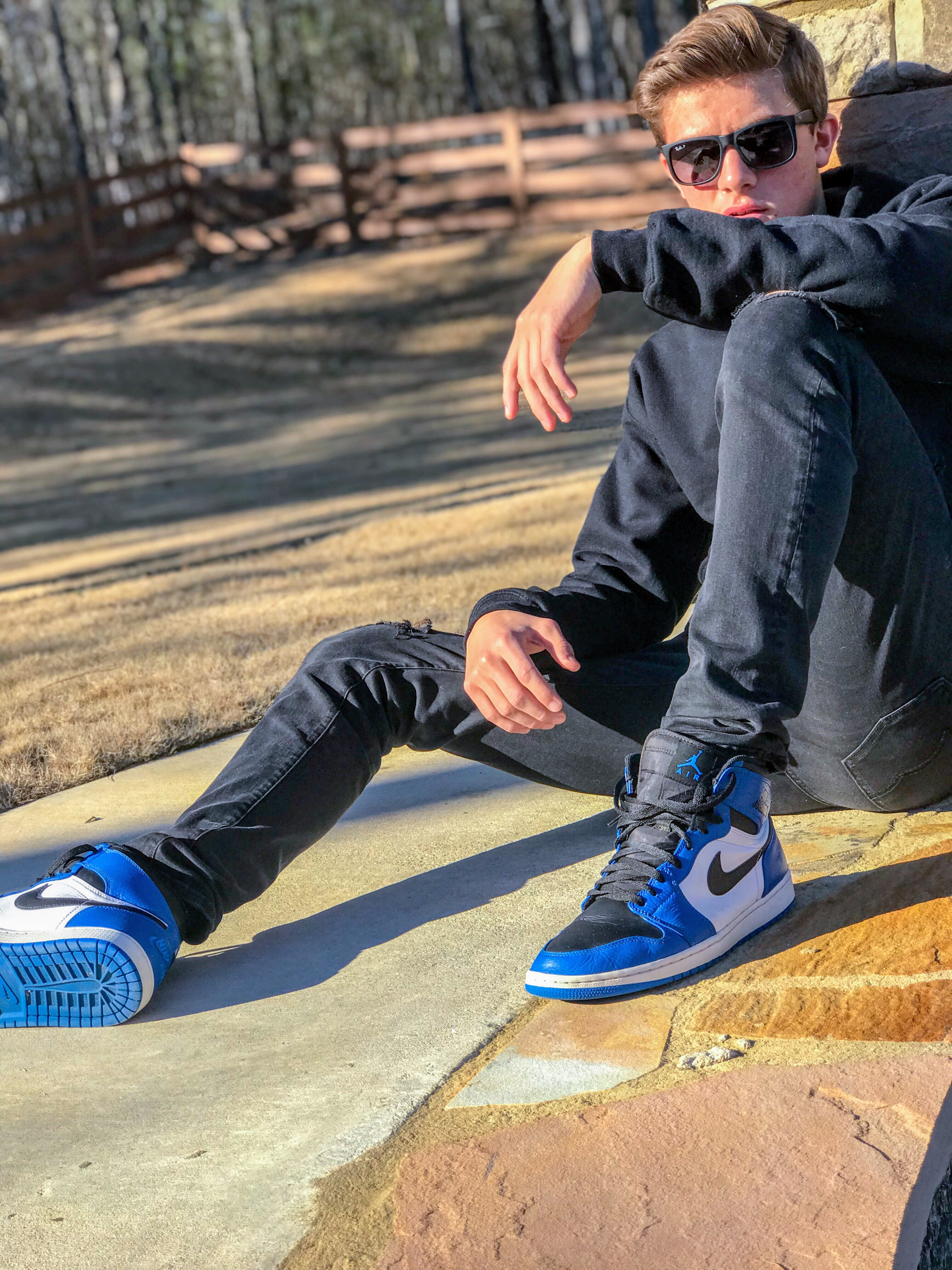 Air Jordan 1 Retro High OG Game Royal