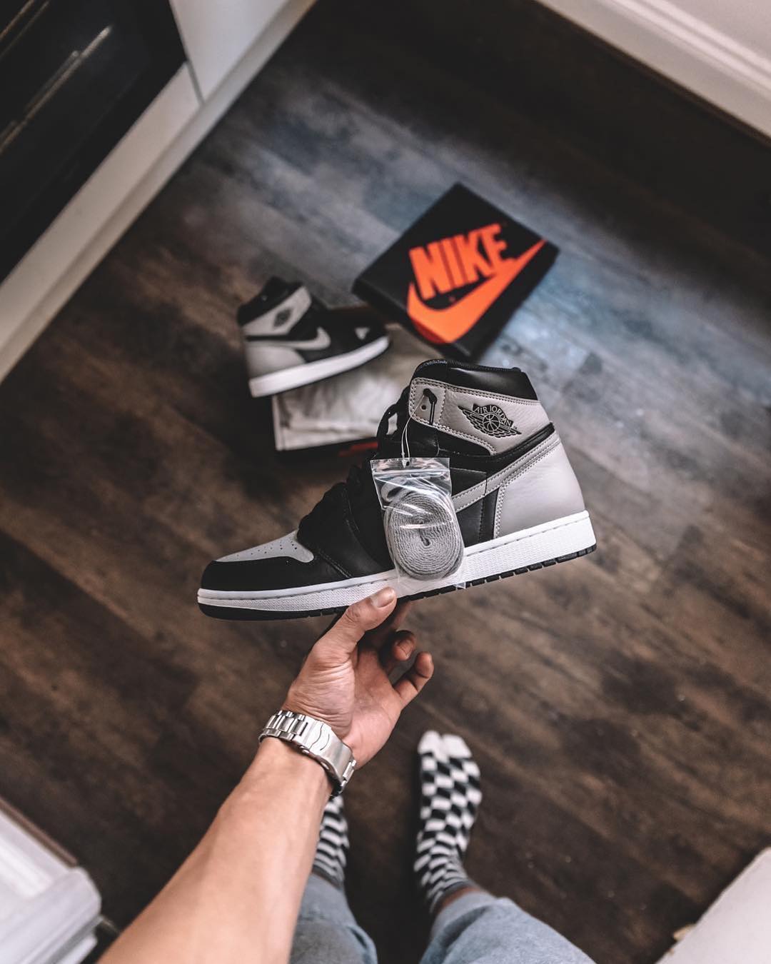 Air Jordan 1 Retro High OG Shadow 2018