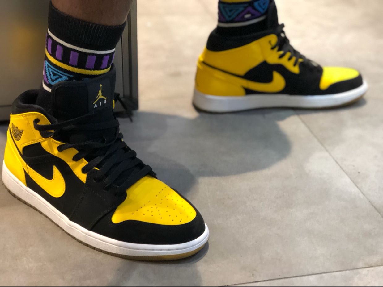 Air Jordan 1 Mid New Love 2017