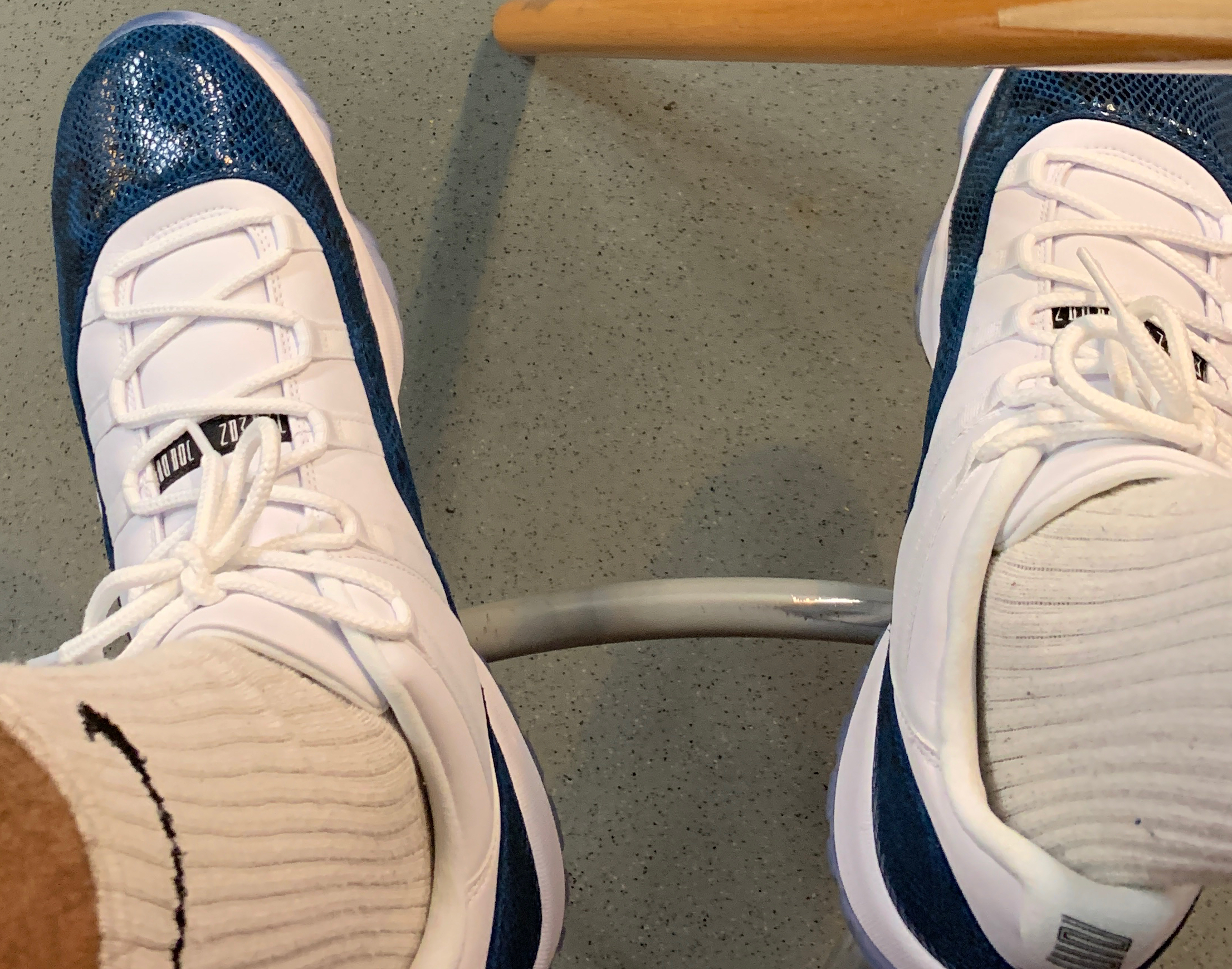 Air Jordan 11 Low Blue Snakeskin