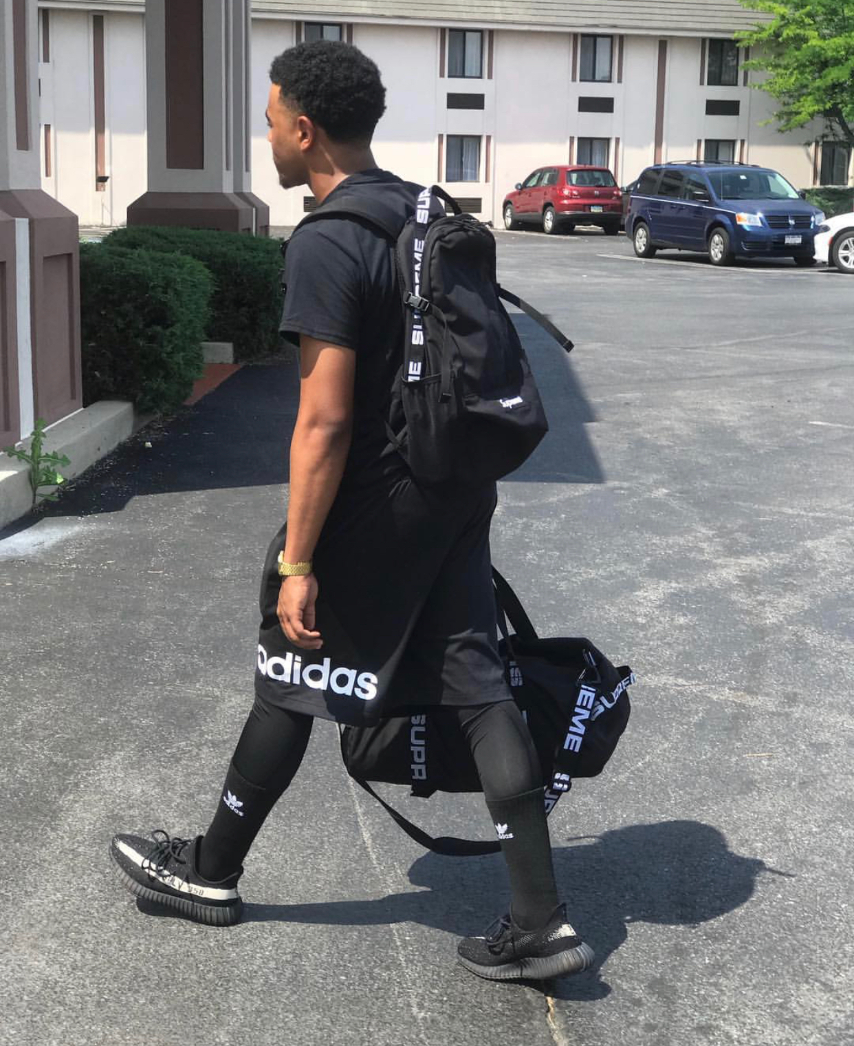 adidas Yeezy Boost 350 V2 Black White