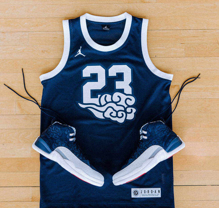 Air Jordan 12 International Flight