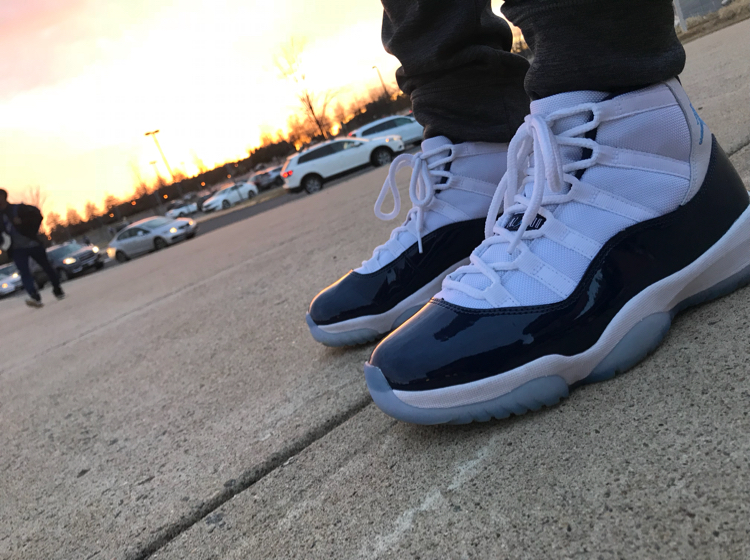 Air Jordan 11 Win Like 82